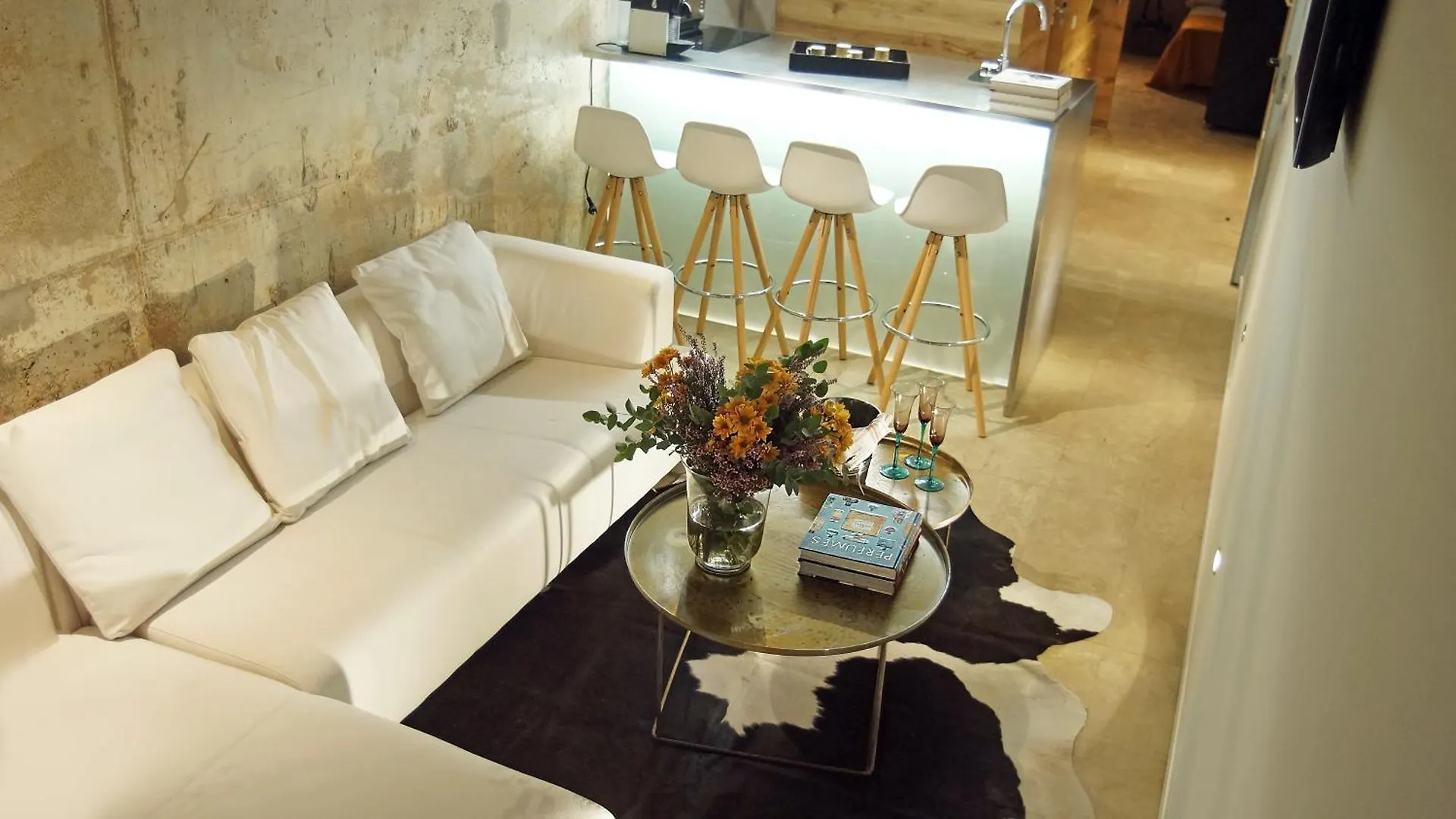 Apartment Barcelona Rentals - Pool Terrace In City Center Spain